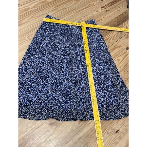 Harold's Blue Black White Floral Print A-line, Lined Skirt Women’s Size 6 - Picture 3 of 6